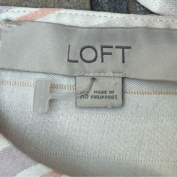 LOFT White Striped Ruffle Sleeveless Faux Wrap Shell Top Size XS Preppy Office - Picture 4 of 7